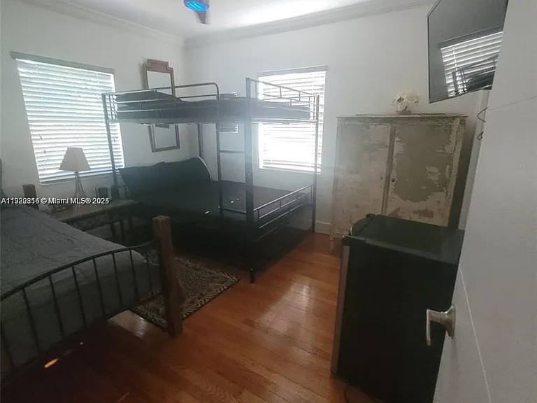 753 NE 81st St — Photo 34