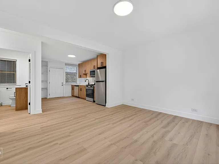 6310 N Artesian — Photo 59