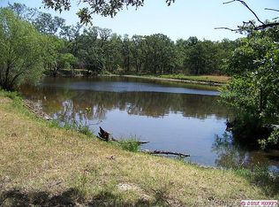 200 South Rd, Henryetta, OK 74437