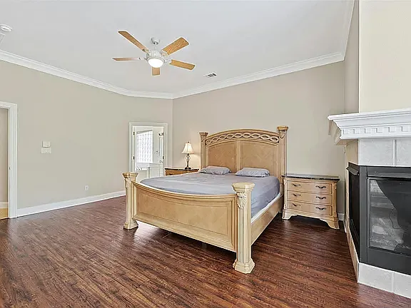 10700 Hastings Ln — Photo 13