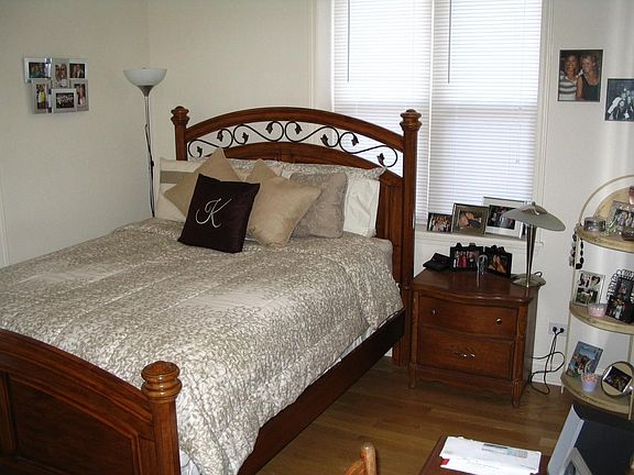 5th image of 3125 N Oakley Ave
