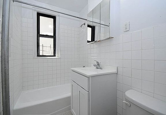 3rd image of 1770 E 172nd St APT 1C