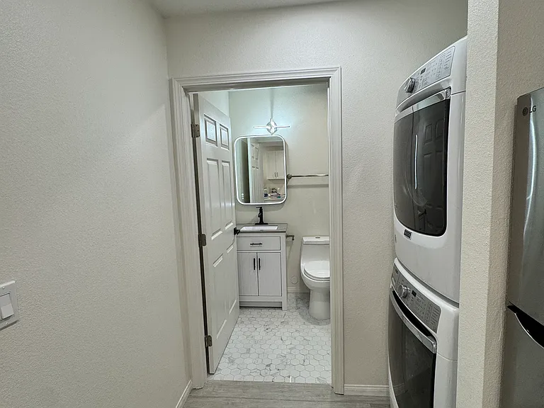 17221 Citron #B — Photo 4