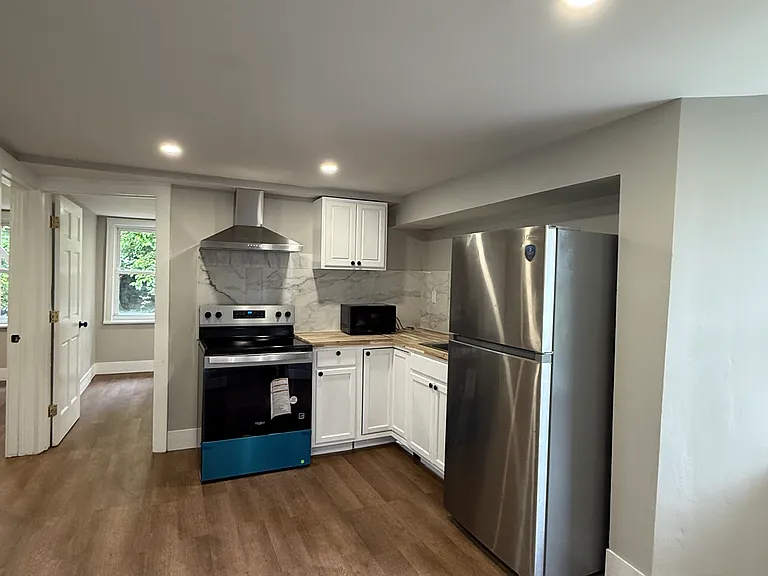 23 Benson St #1 — Photo 2