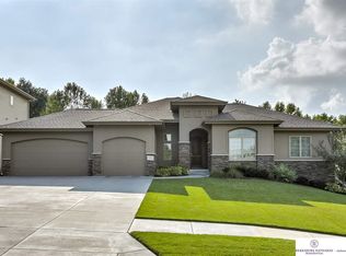 3212 S 184th Ter, Omaha, NE 68130