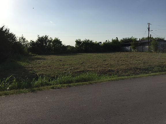 2nd image of 12818 New Katy Ln