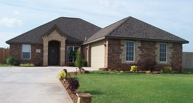 1st image of 1215 Alma Dr