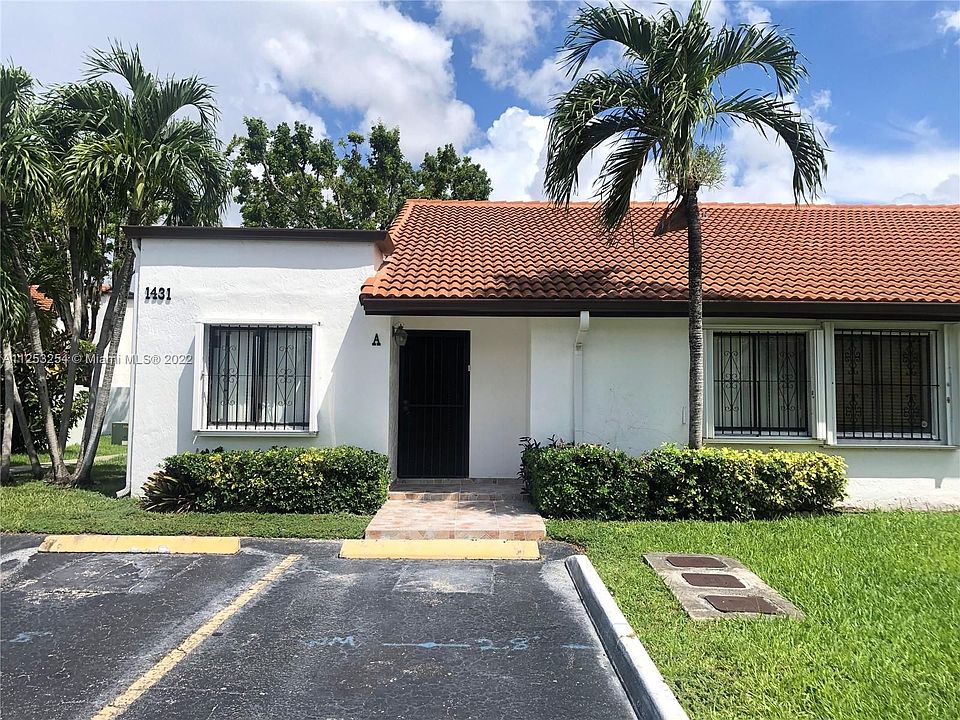 1st image of 1431 SW 124th Ct #11-A
