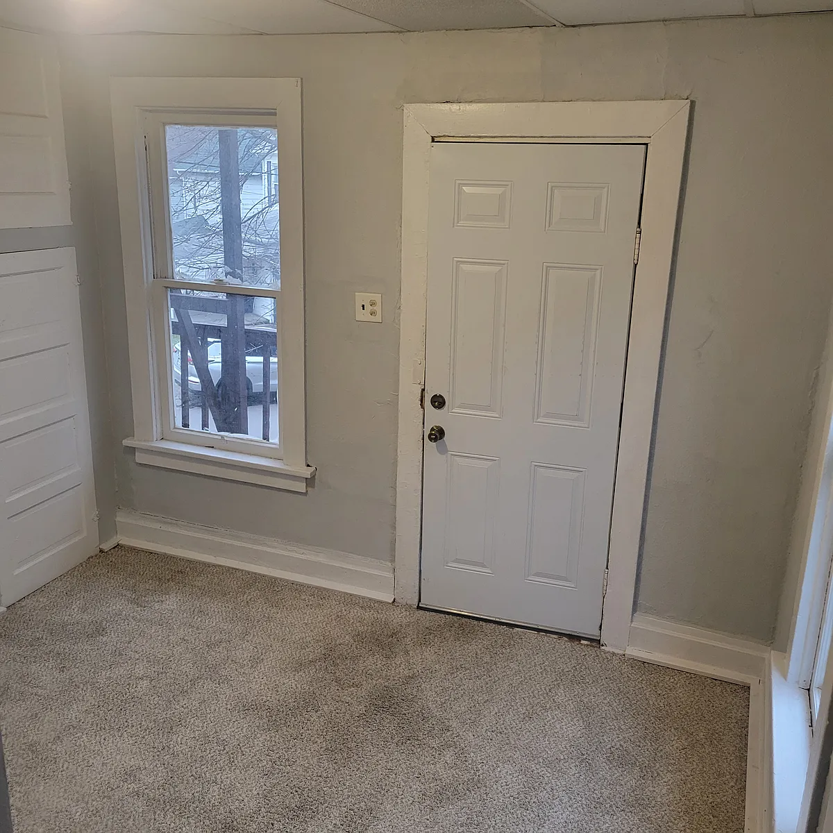 Building Photo - 755 Lathrop St #3