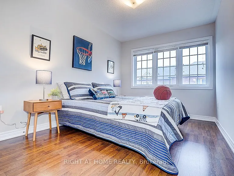 151 Silverwood Ave #15 — Photo 23