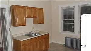 2nd image of 1802 Broad St APT B3