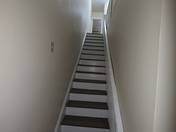 2nd image of 229 N West St Floor 2