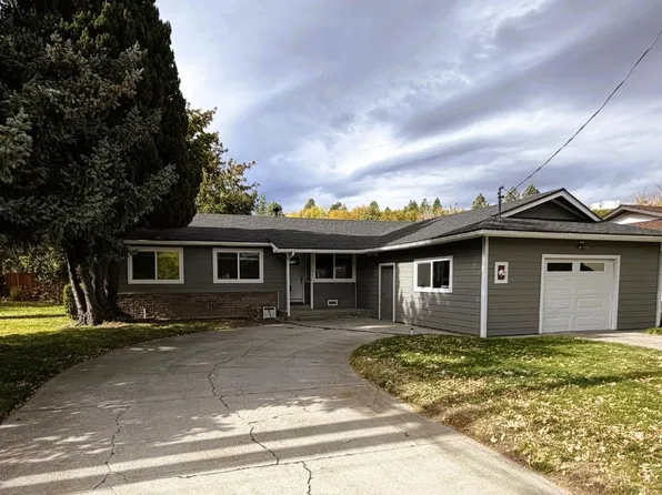 451 Dollar Ave, Weed, CA 96094