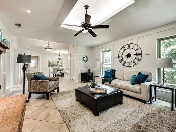 4th image of 511 Wildwood Ln