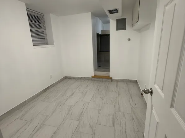 (undisclosed Address), Eastchester, NY 10709