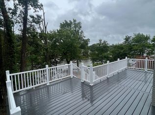 8020 Forest Glen Dr, Pasadena, MD