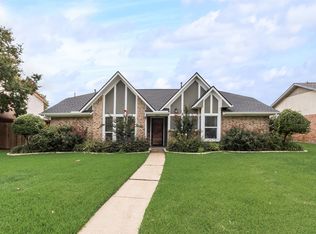 6513 Brook Meadow Dr, Mesquite, TX 75150