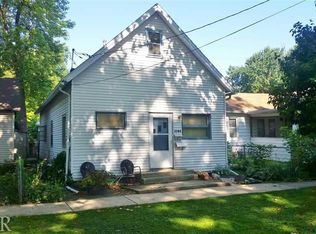 1106 N Lee St, Bloomington, IL 61701