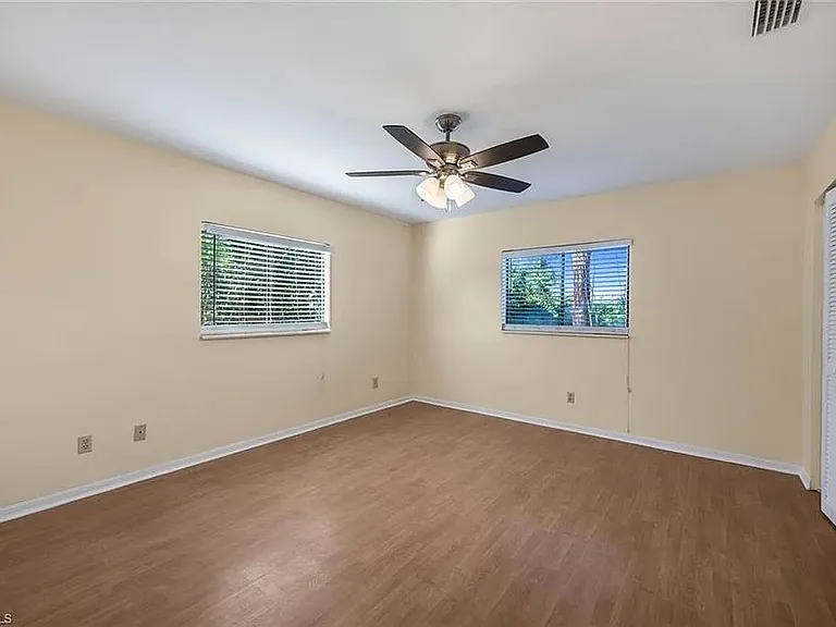 18262 Huckleberry Rd — Photo 5