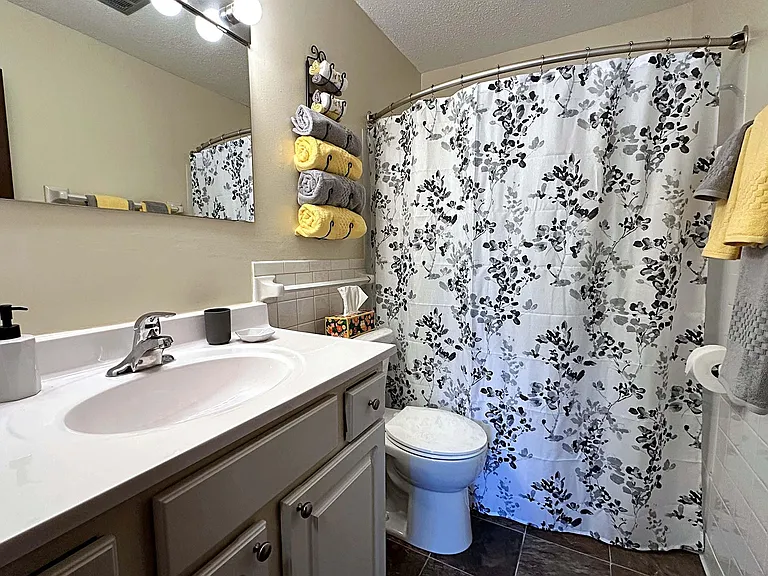 Northwood Villa — Photo 36