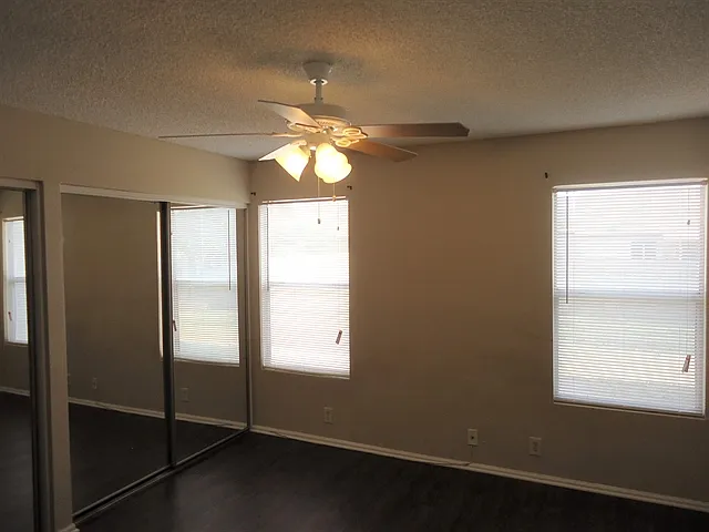 5553 W Shangri La Rd — Photo 7