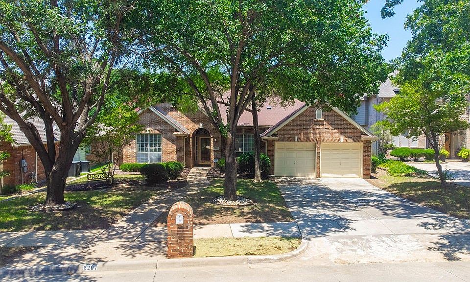 2207 Post Oak Cir, Corinth, TX 76210 MLS 20370939 Zillow