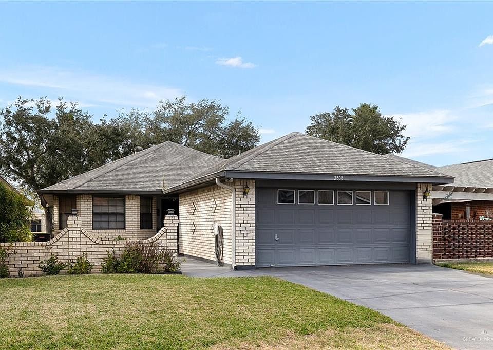 1st image of 2808 Ashley Dr