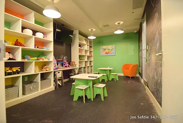 Rented by Safdie Realty Group | media 44