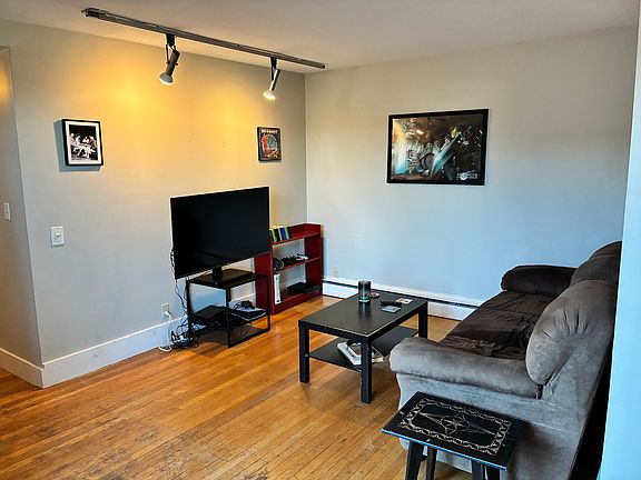 3rd image of 341 Washington St #3