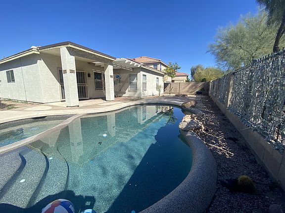 5th image of 1317 E Milada Dr