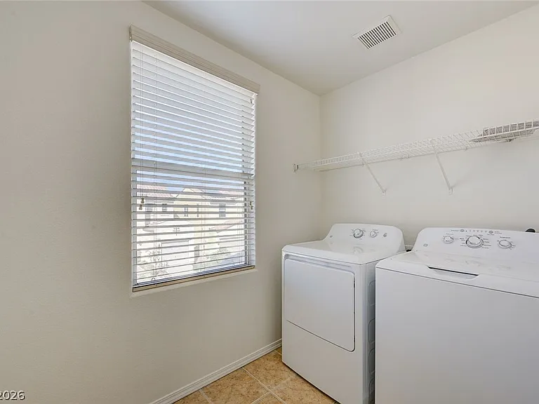 5389 Encino Springs Ave — Photo 24