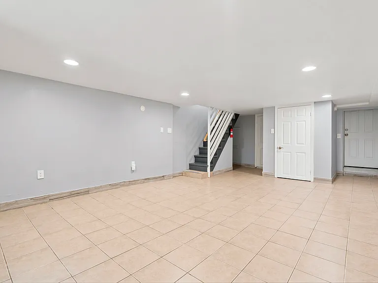 1102 Trinidad Ave NE — Photo 23