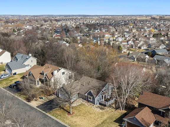 3rd image of 19150 Echo Ln