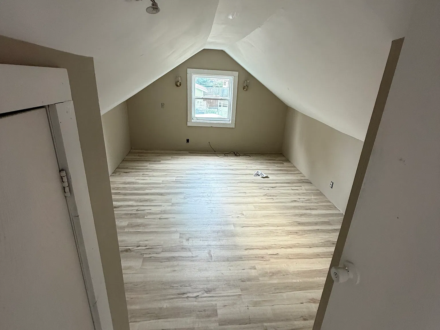 2 bed, 1247 sqft, $1,300 — Photo 1