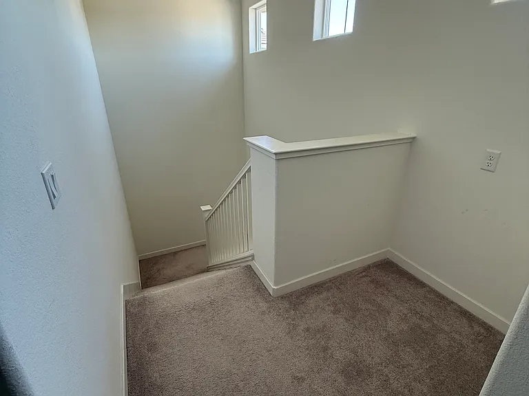 2nd floor hallway/stairs
