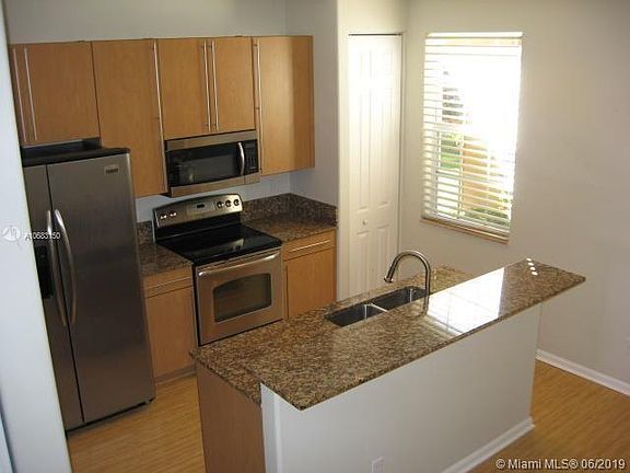 3rd image of 4442 Regal Ct #4442