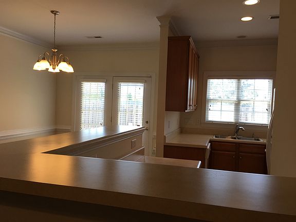 5th image of 4492 Piedmont Trace Dr
