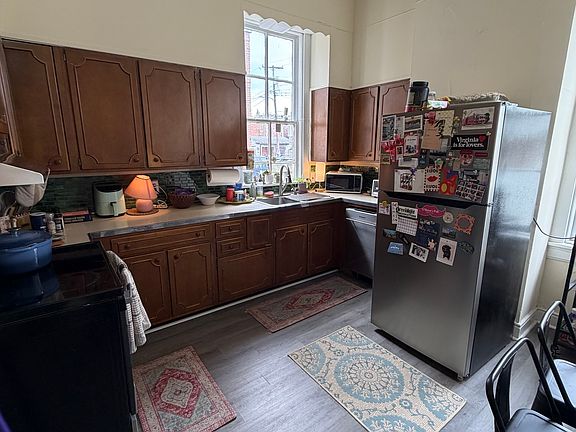 5th image of 116 S Arthur Ashe Blvd APT B