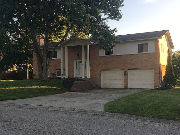 2nd image of 919 Gleneagle Dr