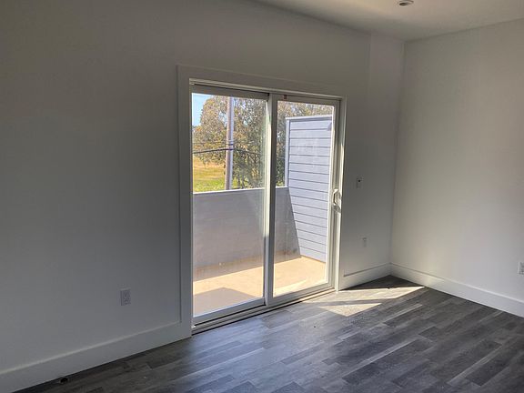 4th image of 535 San Pedro Ave