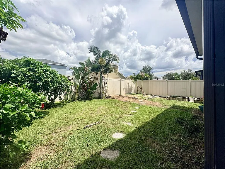 4935 Reflecting Pond Cir — Photo 36