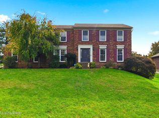 3616 E Locust Cir, Prospect, KY 40059
