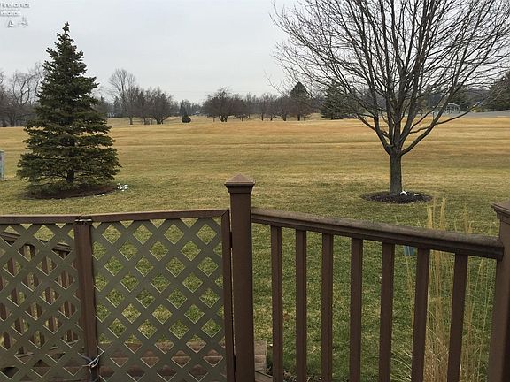 3rd image of 71 Golfview Dr