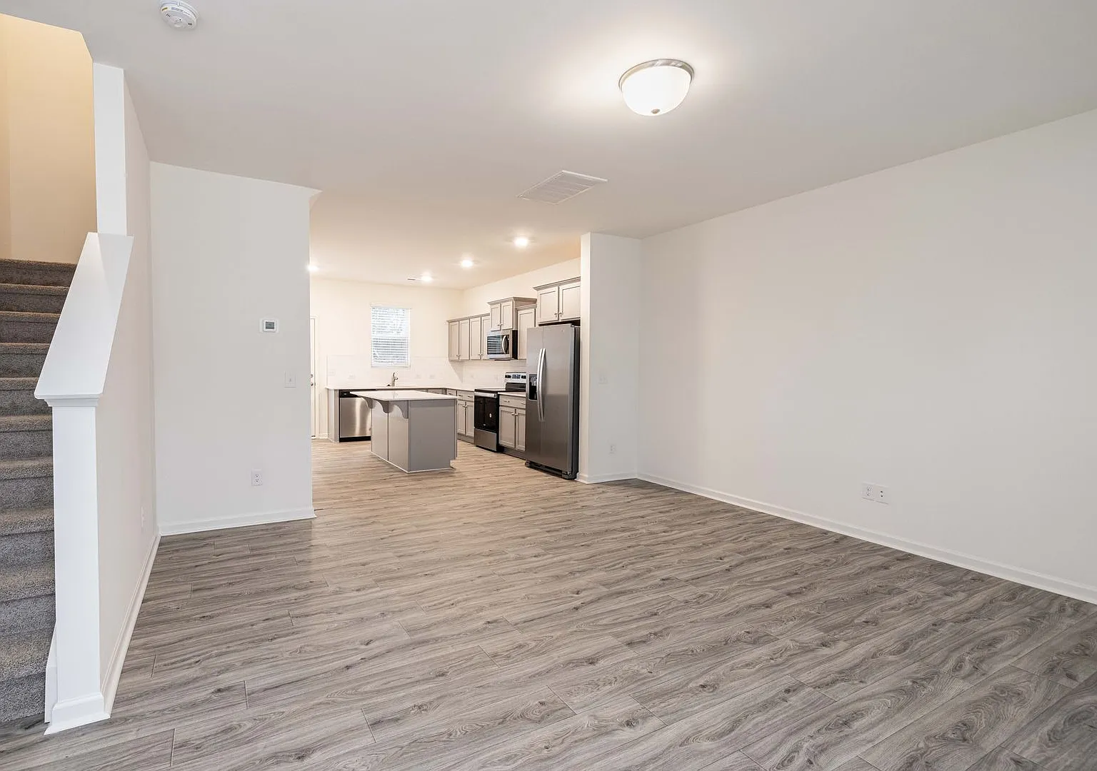 Beautiful 3 Bedroom Townhome Near I-85 Available September 2026 — Photo 3