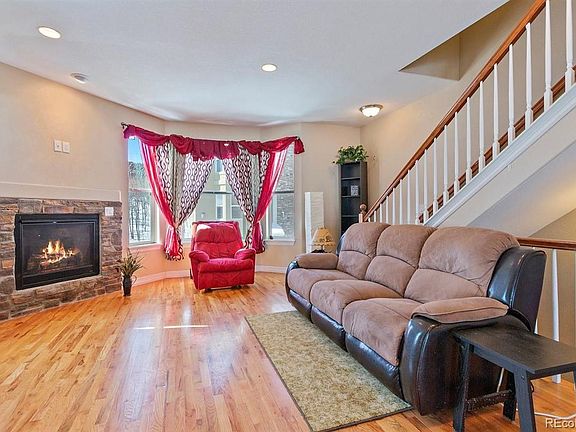4th image of 900 Vernon Dr