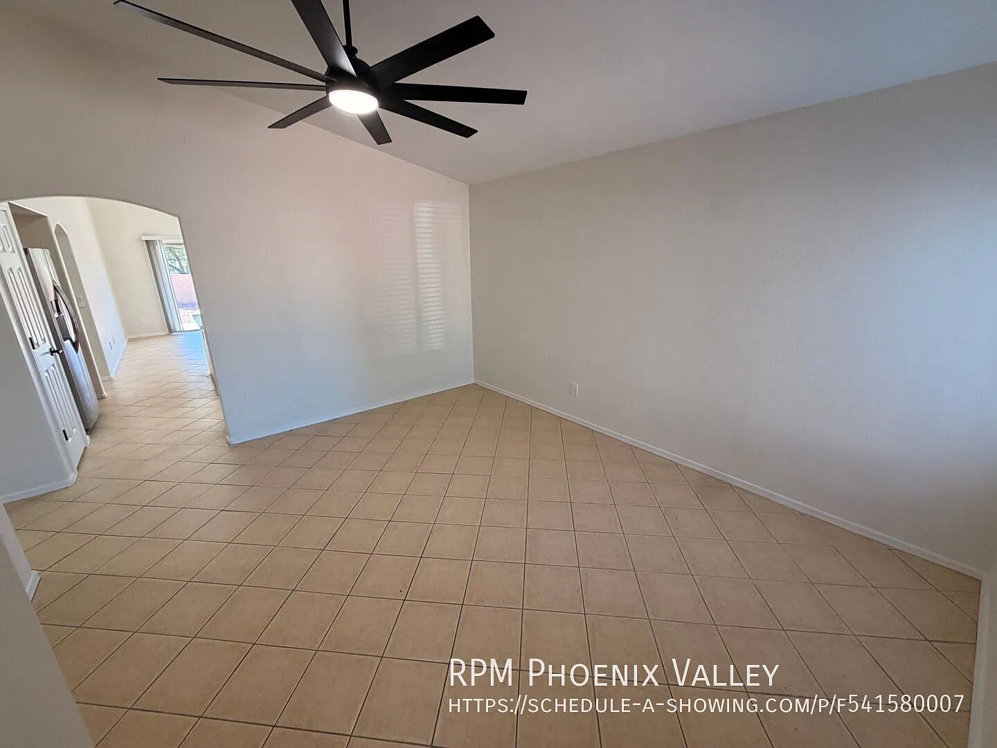 Beautifully Refreshed 3 Bed/2 Bath Home New Features Inside & Out! — Photo 2