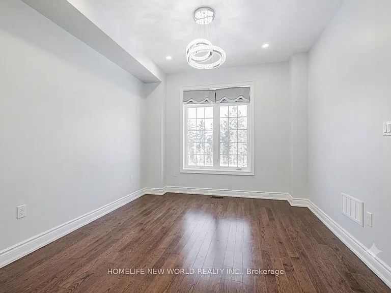 77 Glazebrook Dr — Photo 4