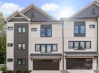 4215 Walker Rd, Charlotte, NC 28211