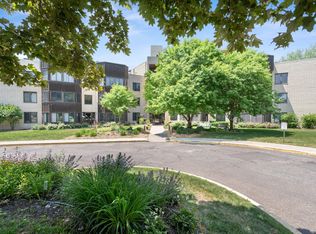 111 Imperial Dr W APT 209, West Saint Paul, MN 55118