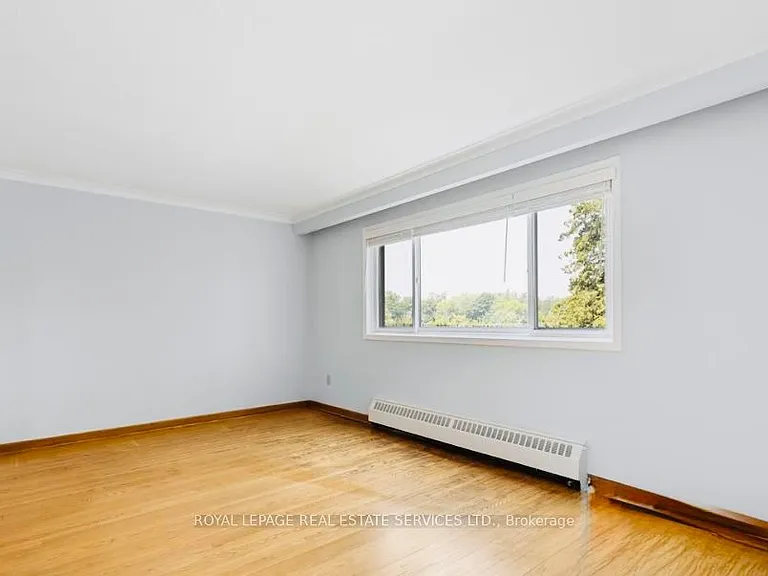 50 Peter St N #2 — Photo 20